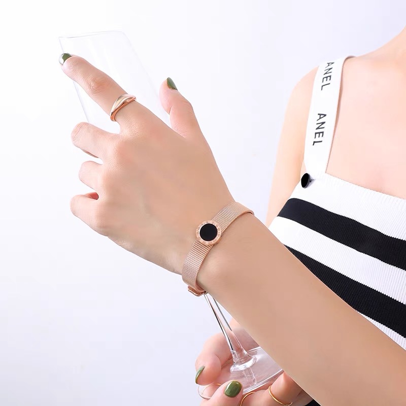 Luxury Roman Numeral Bracelets - Luxury Watch Korea recension och pris