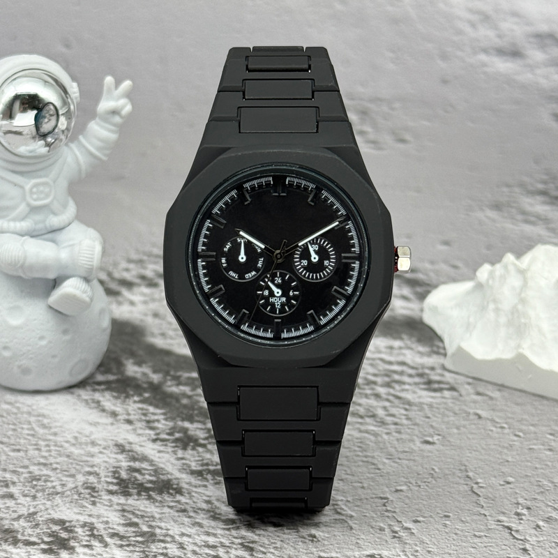 Famous Brand Fake Three-Eyed D - Luxury Watch Life recension och pris